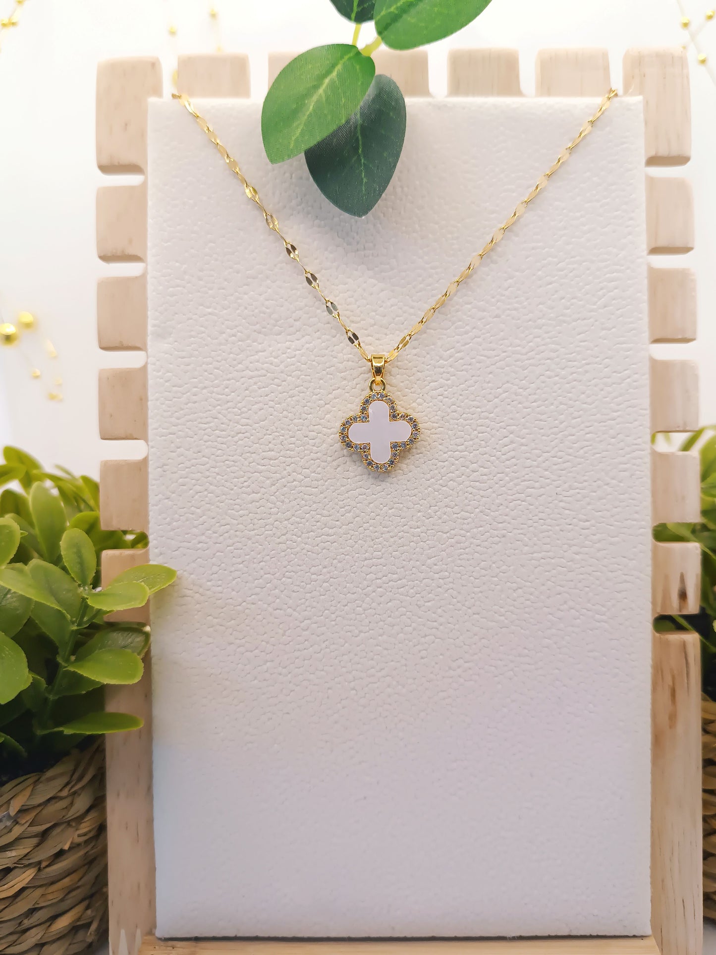 Collier CLOVER